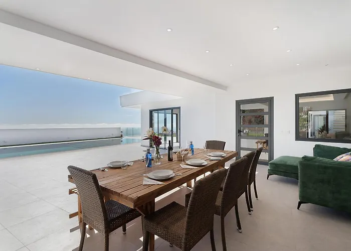 Alba House * أذيخي