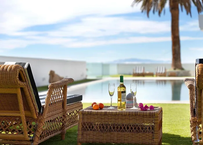 Alba House * أذيخي