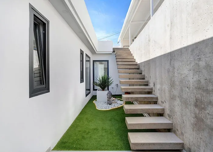 Alba House *