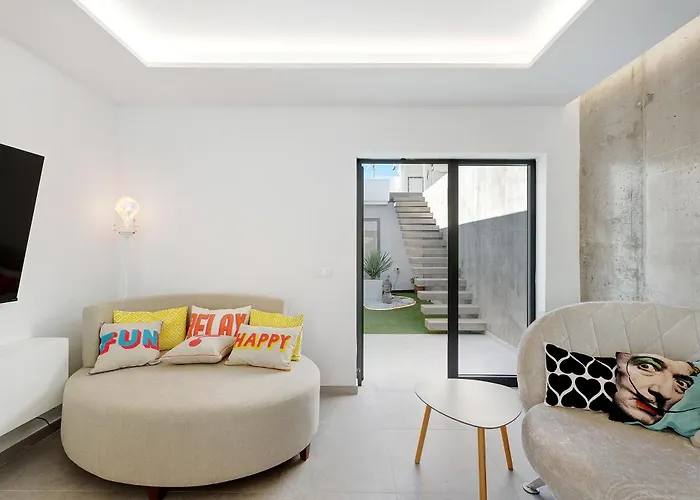 Alba House Villa *